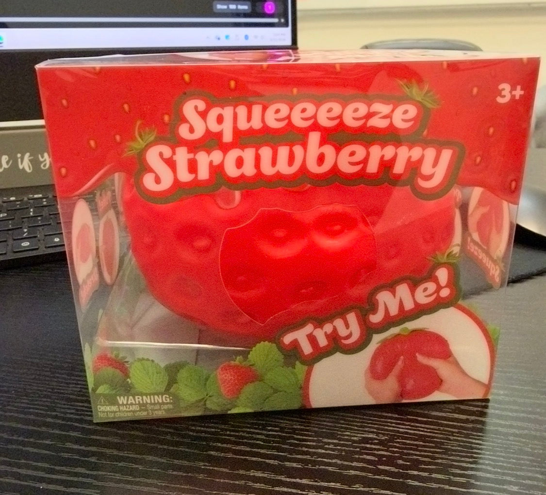 SQUEEEEZE STRAWBERRY