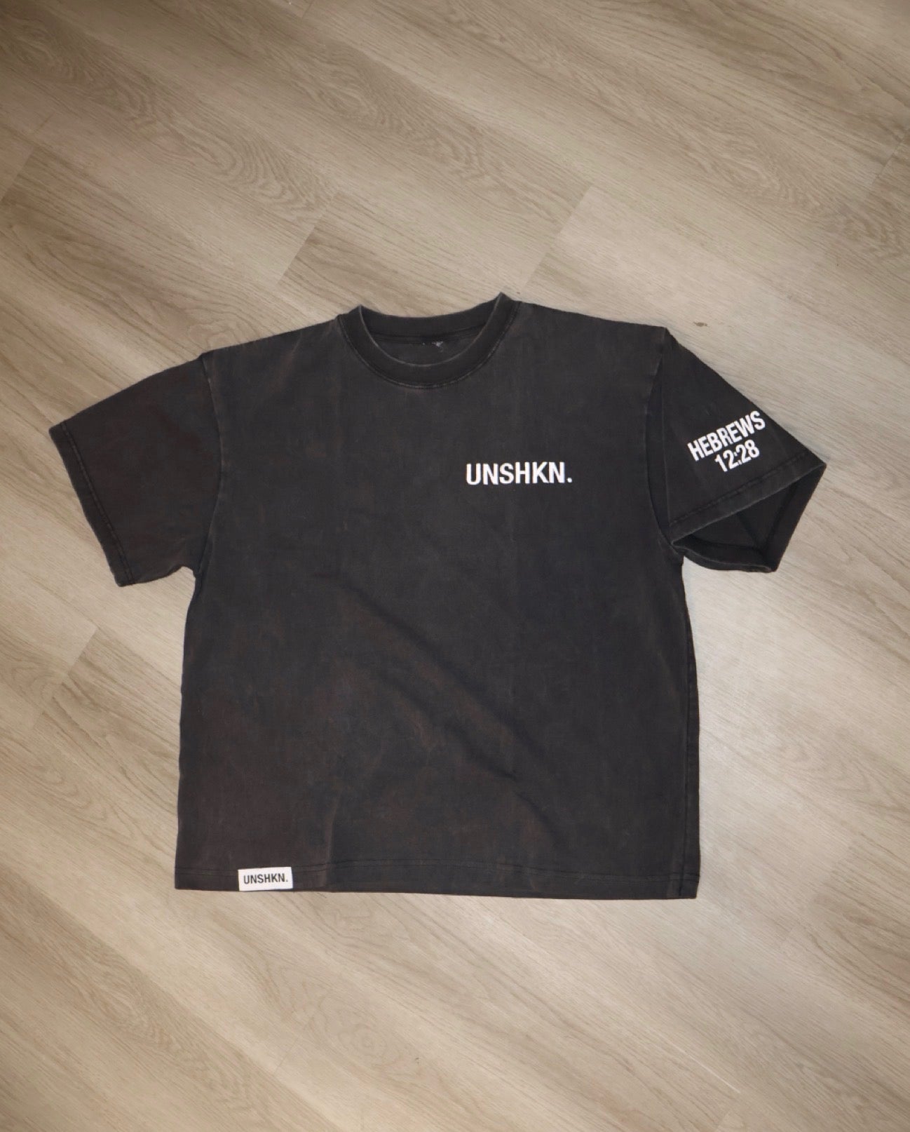 UNSHKN WASH BLK TEE