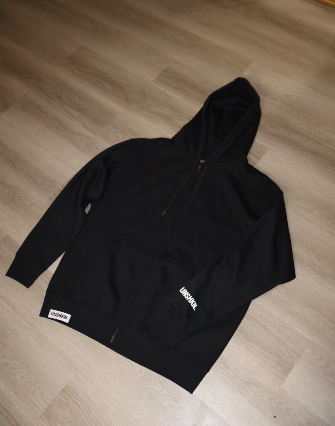 UNSHKN BLK ZIP UP HOODIE